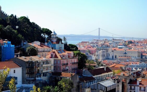 Lizbona to główny punkt świetnej wycieczki do Hiszpanii i Portugalii