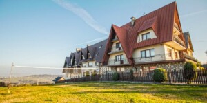 rezerwacja online na dom wczasowy w Bańskiej Wyżnej na Podhalu, który realizuje bony turystyczne