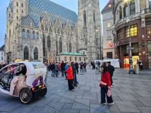 najsłynniejszy gotycki zabytek Austrii - katedra św. Szczepana podczas wycieczki do Wiednia