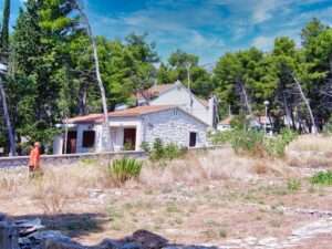 domki, wille na wypoczynek na wybrzeżu Adriatyku w Chorwacji